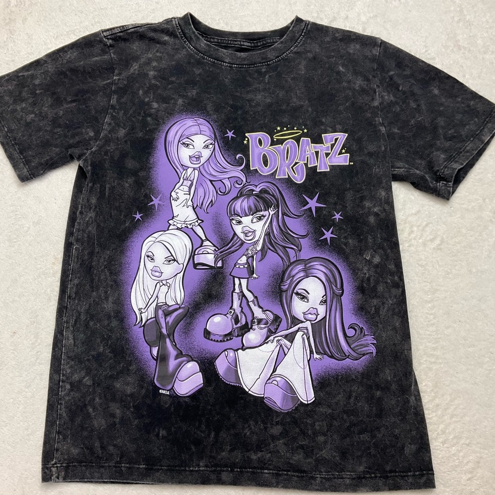 🌼4/$10🌼 BRATZ Marbled Black with Purple BRATZ Doll Graphic | Woman XS